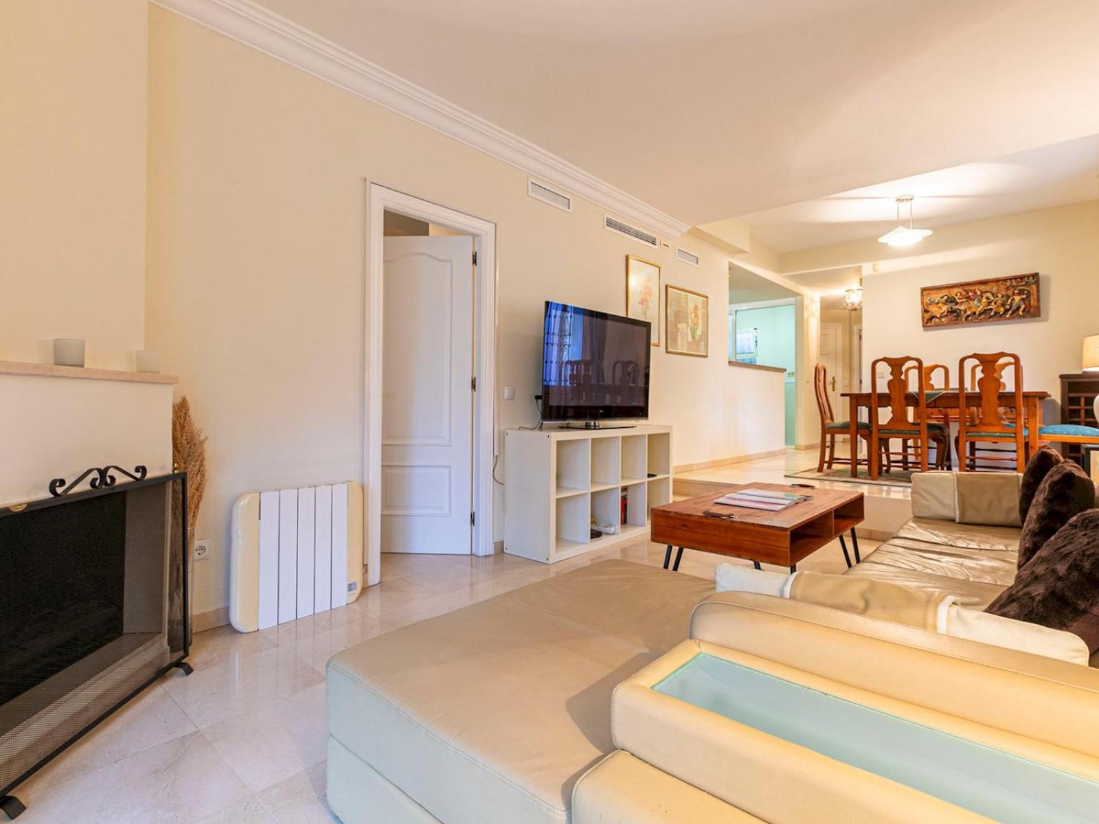 Leilighet Pass The Keys Charming Andalusian Ground Floor With Patio *