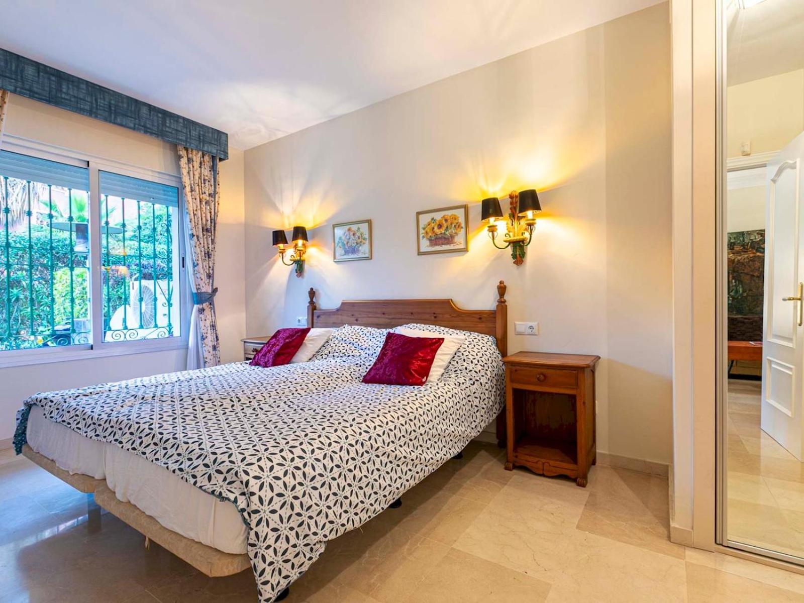 Pass The Keys Charming Andalusian Ground Floor With Patio
